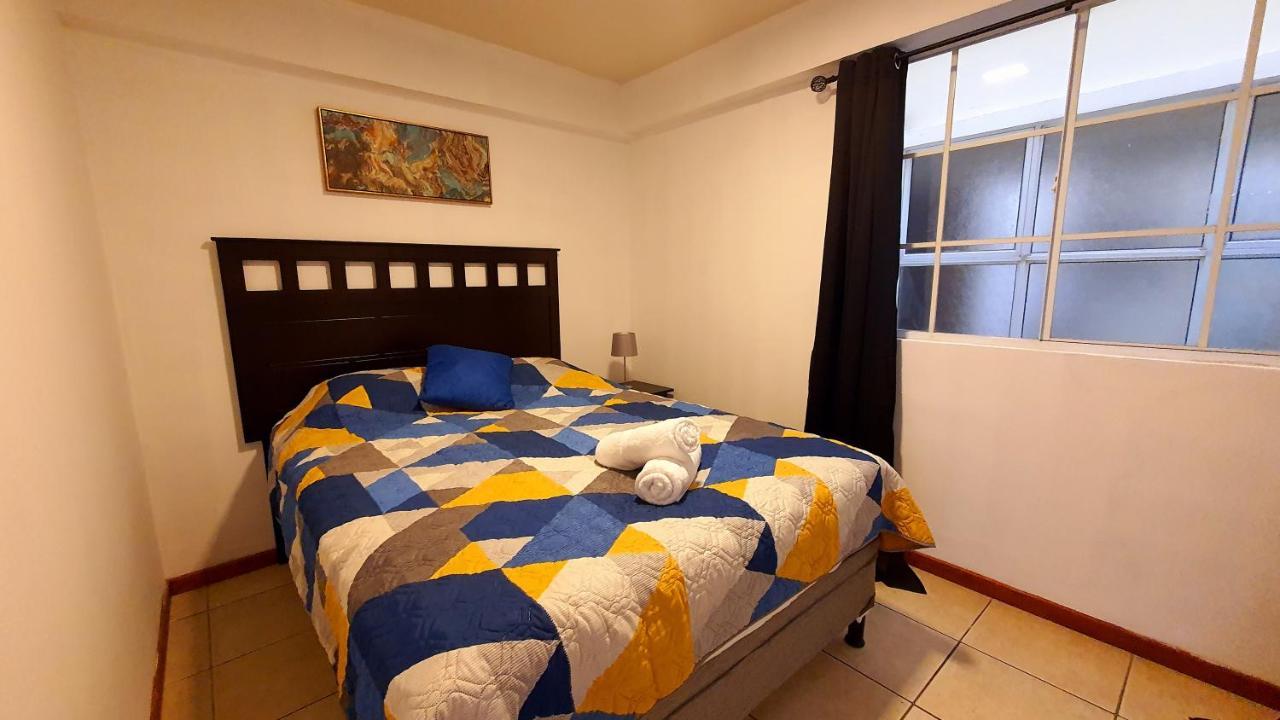 San Benito Flats Wifi 50Mg - 4 Huespedes - Parqueos Appartement San Salvador Buitenkant foto